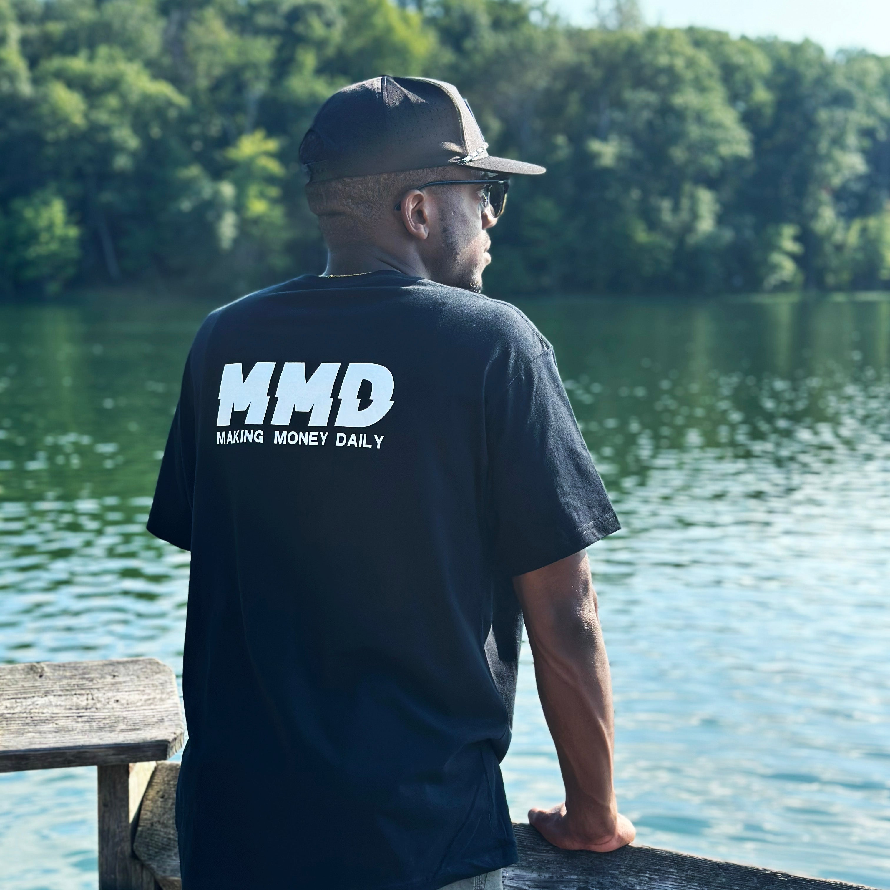 2. DIAMOND LOGO T-SHIRT